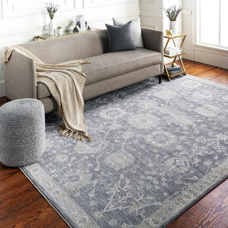 Avant Garde 2.58' x 7.25' Area Rug
