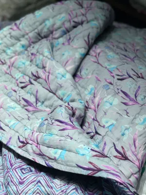 Blue Tulip Garden Printed Cotton Quilt