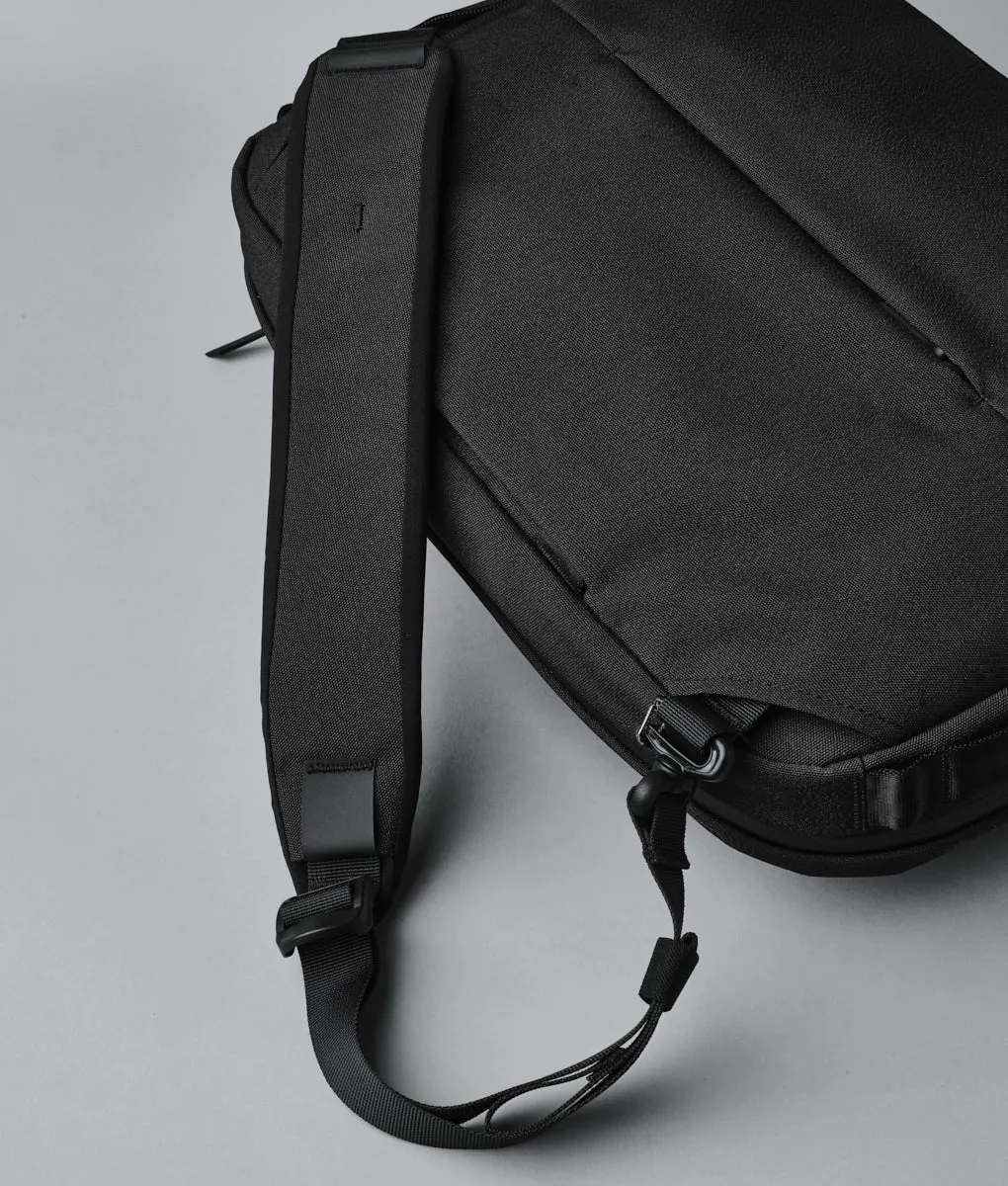 Element Tech Brief Pro